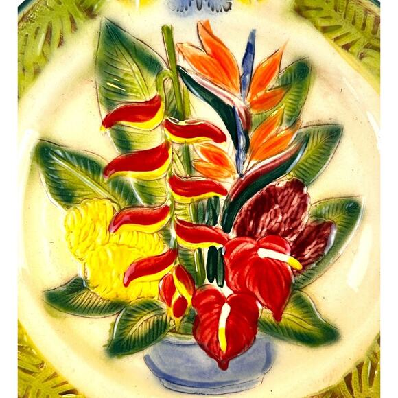 Kani Of Hawaii 10 Inch Plate Hand Made Floral Colorful Flowers Blues Red Yellow - Picture 5 of 10